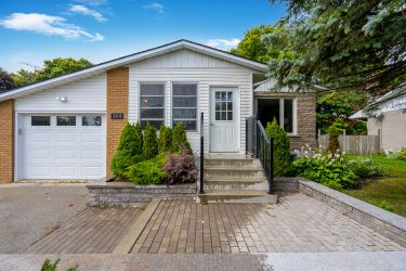 304 Victoria Street E, Southgate, Ontario