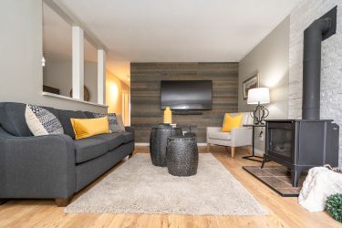 304 Victoria Street E, Southgate, Ontario