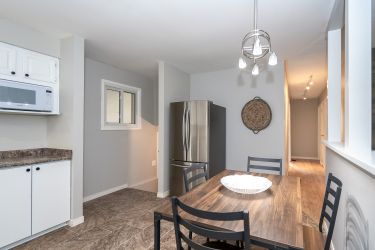 304 Victoria Street E, Southgate, Ontario