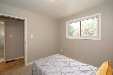 304 Victoria Street E, Southgate, Ontario