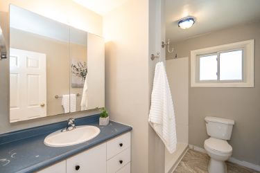 304 Victoria Street E, Southgate, Ontario