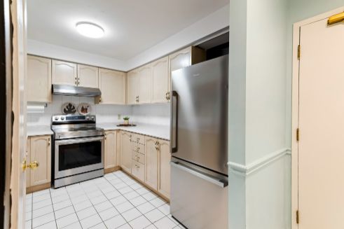 247 King St North #316, Alliston, Ontario