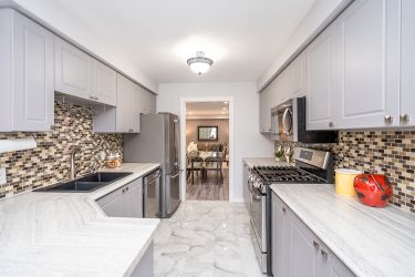352 Jay Crescent Orangeville, Ontario