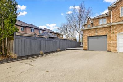 42 Archbury Circle, Caledon