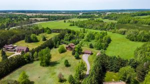 425425 25th Sideroad Amaranth