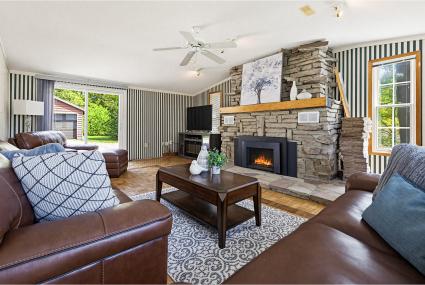 55 County Rd 16 Veterans Way N, Orangeville