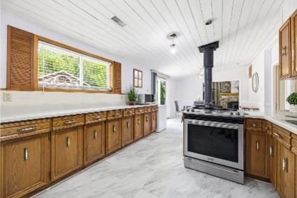 55 County Rd 16 Veterans Way N, Orangeville