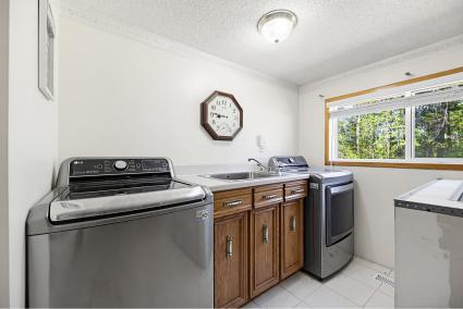 55 County Rd 16 Veterans Way N, Orangeville
