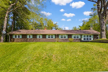 55 County Rd 16 Veterans Way NA, Orangeville