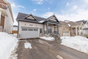 556 Brett Street Shelburne, Ontario