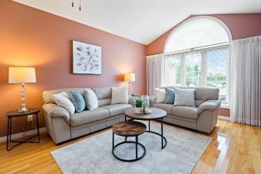 652 Canfield Place, Shelburne