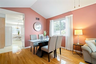 652 Canfield Place, Shelburne