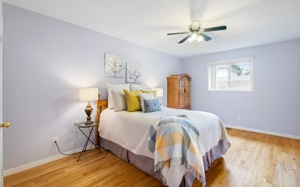 652 Canfield Place, Shelburne