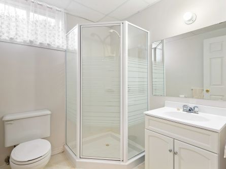 652 Canfield Place, Shelburne