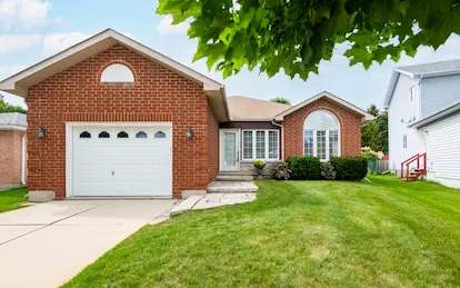 772050 Highway 10, Southgate