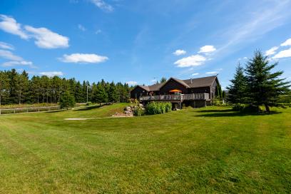 676600 Centre Rd, Mulmur