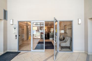 1704-9 George Street North, Brampton