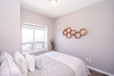 1704-9 George Street North, Brampton