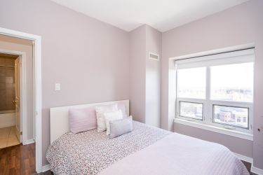 1704-9 George Street North, Brampton