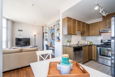 1704-9 George Street North, Brampton