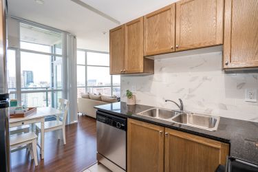 1704-9 George Street North, Brampton