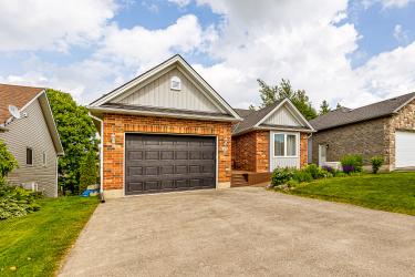 933 Greenwood Crescent, Shelburne
