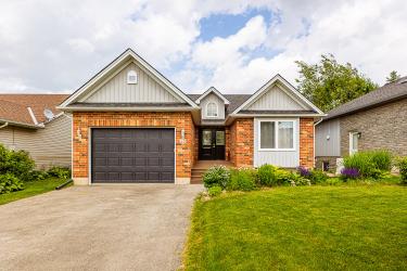 933 Greenwood Crescent, Shelburne