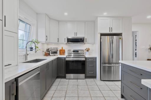 958375 E 7th Line, Mulmur