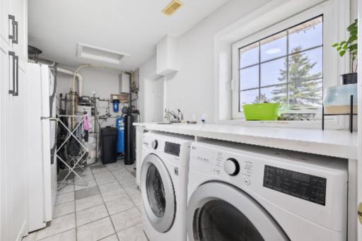 958375 E 7th Line, Mulmur