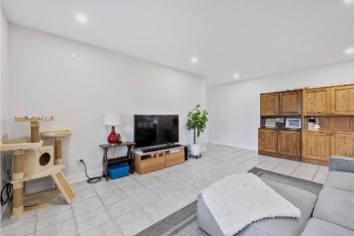 958375 E 7th Line, Mulmur