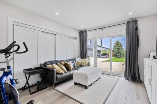 958375 E 7th Line, Mulmur