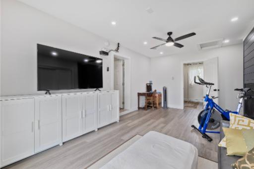 958375 E 7th Line, Mulmur