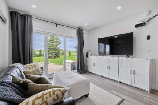 958375 E 7th Line, Mulmur