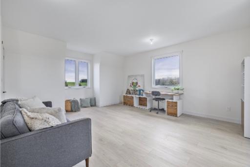 958375 E 7th Line, Mulmur