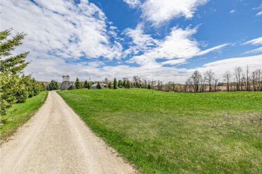 958375 E 7th Line, Mulmur