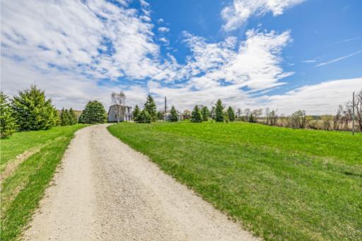 958375 E 7th Line, Mulmur