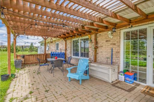 958375 E 7th Line, Mulmur