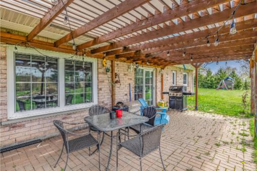 958375 E 7th Line, Mulmur
