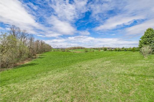 958375 E 7th Line, Mulmur