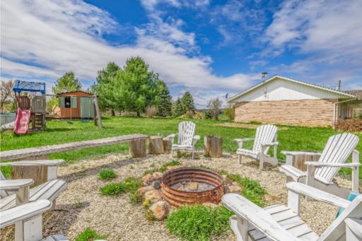 958375 E 7th Line, Mulmur