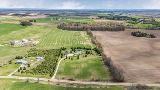 958375 E 7th Line, Mulmur