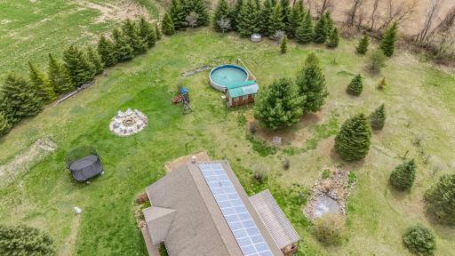 958375 E 7th Line, Mulmur