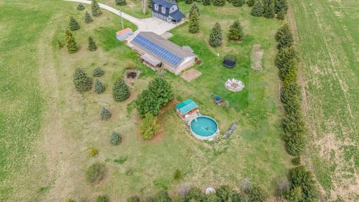 958375 E 7th Line, Mulmur