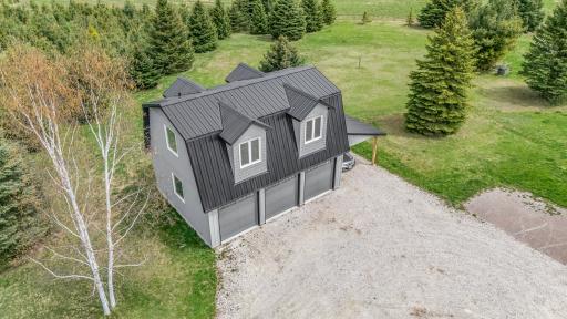 958375 E 7th Line, Mulmur