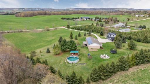958375 E 7th Line, Mulmur