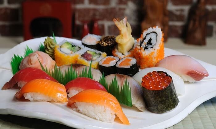 INAKA RESTAURANT Caledon Village sushi plate