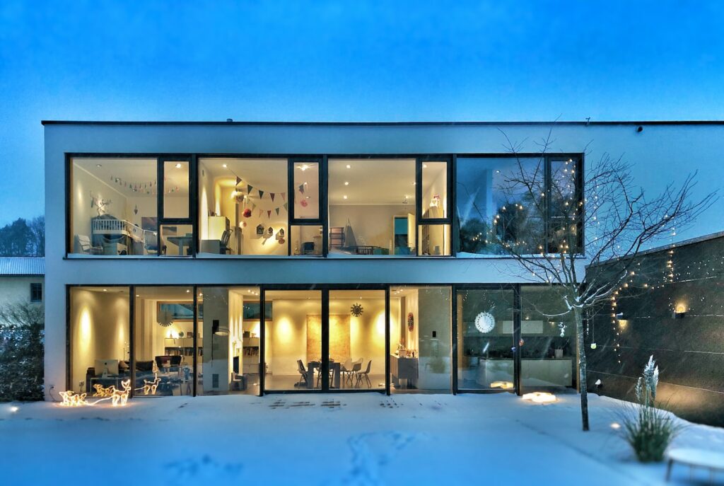 How Does The Size of a Home Affect its Value?