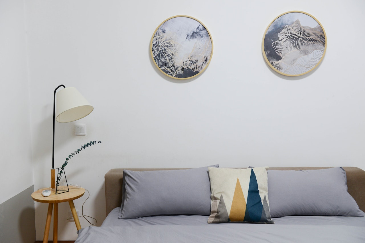 How Do You Stage Homes for Specific Target Markets?