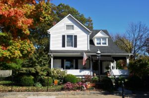 How do Interest Rates Affect Mortgage Prices?