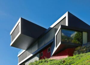 What Are the Disadvantages of a Large Down Payment?